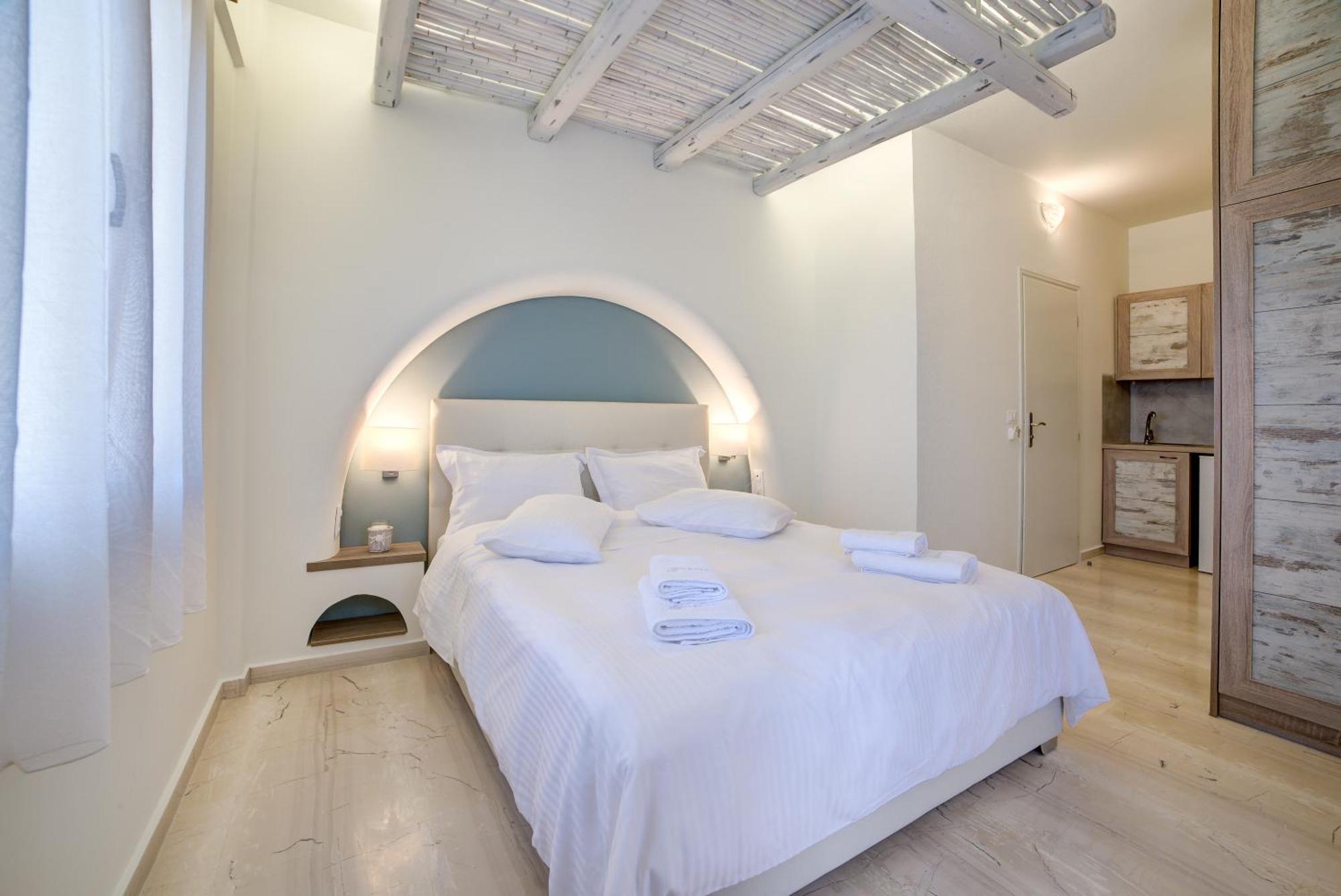 Ifestos Villa Fira  Room photo