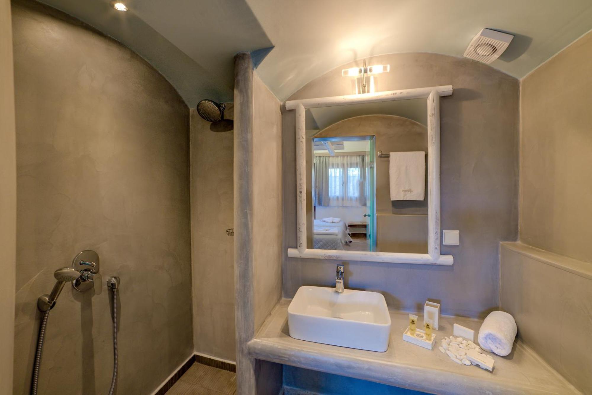 Ifestos Villa Fira  Room photo