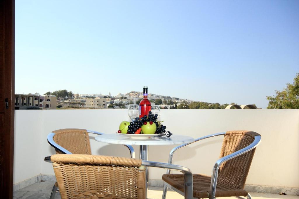 Ifestos Villa Fira  Room photo