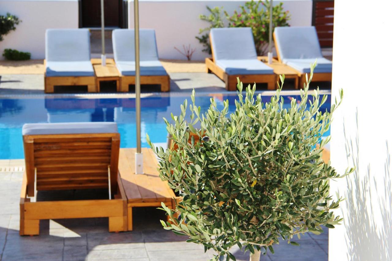 Ifestos Villa Fira  Exterior photo